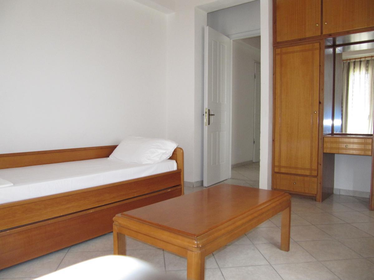 Calypso Hotel Othonoi Bagian luar foto