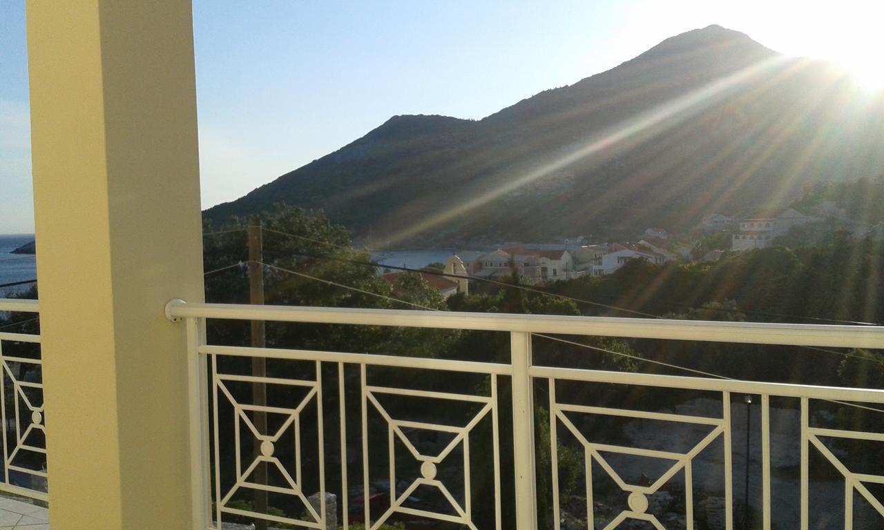 Calypso Hotel Othonoi Bagian luar foto